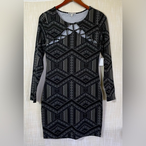 NWT!•Charlotte‎ Russe Black & Gray Patterned Midi Dress•Size M